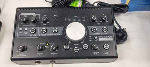 Mackie big knob - studio, studio