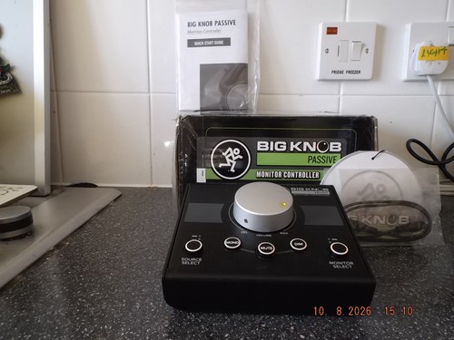 Mackie big knob passive - mackie,