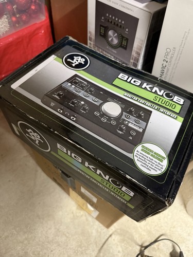 Mackie big knob studio monitor - knob,