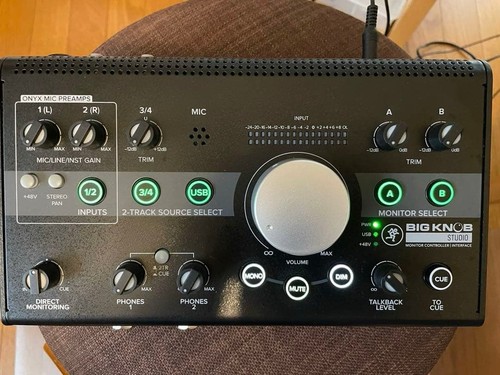 Mackie big knob studio - big,